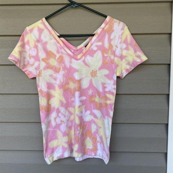 T Co Top doube V Neck Cropped Pink Mod Floral Large - Picture 1 of 5